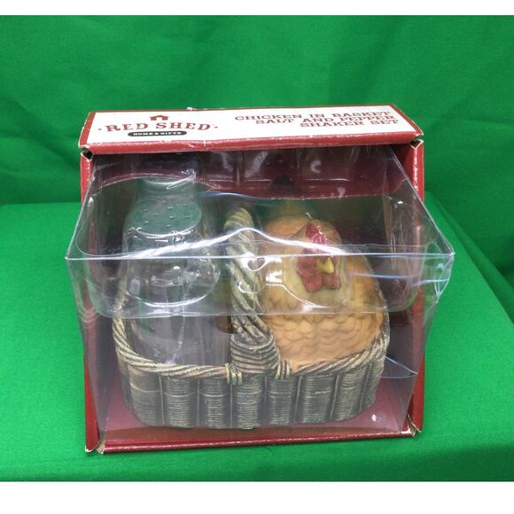 Red Shed Chicken in Basket Salt and Pepper Shaker Set NIB - Picture 1 of 7